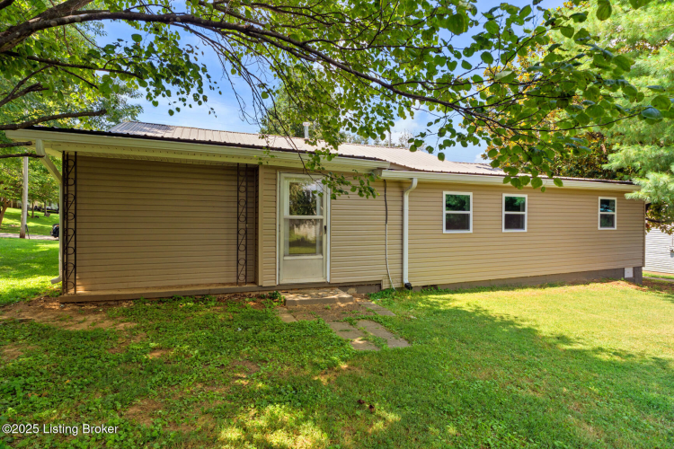 Listing Image 5