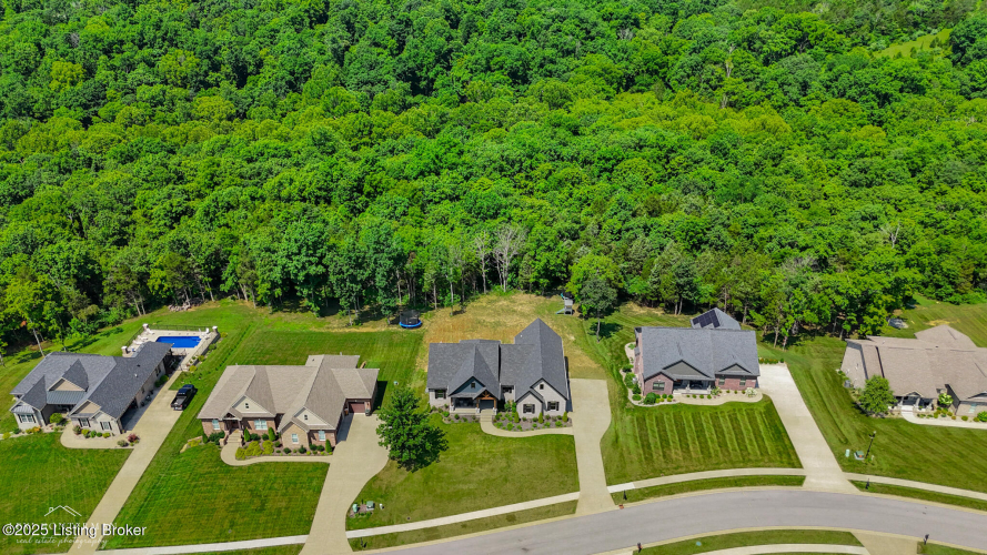 Listing Image 44