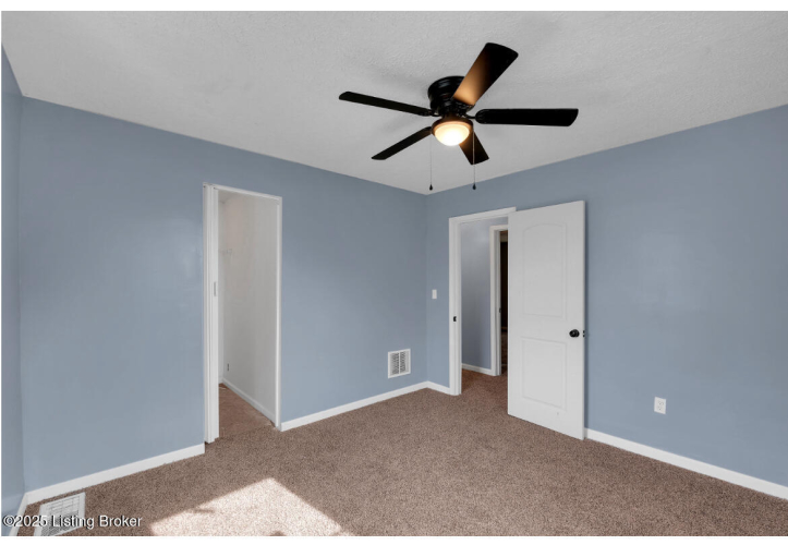 Listing Image 27