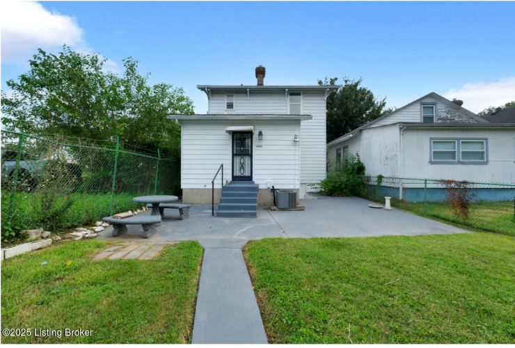 Listing Image 44