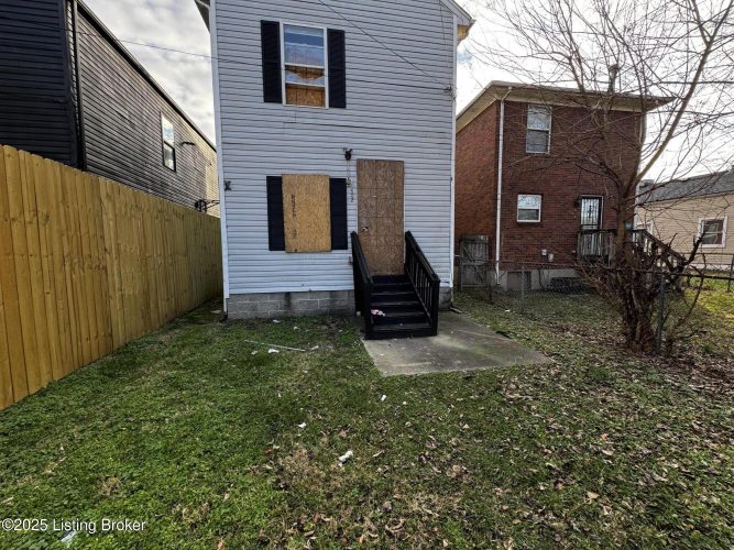 Listing Image 3