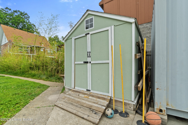 Listing Image 59