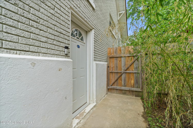 Listing Image 60