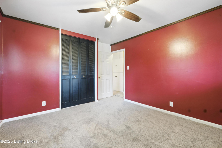 Listing Image 24