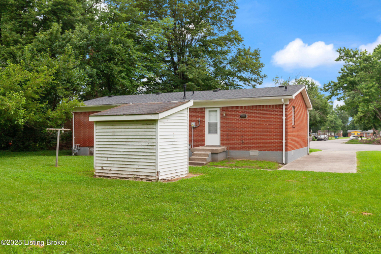 Listing Image 29