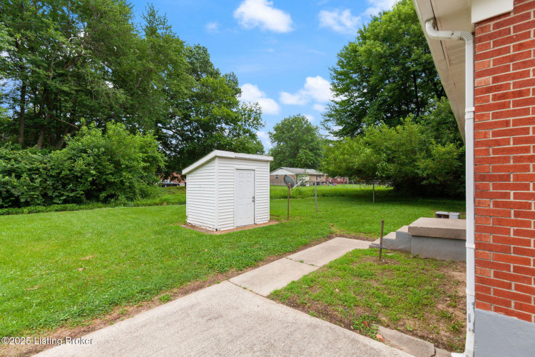 Listing Image 32