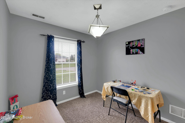 Listing Image 29