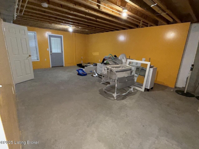 Listing Image 45