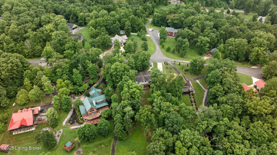 Listing Image 11