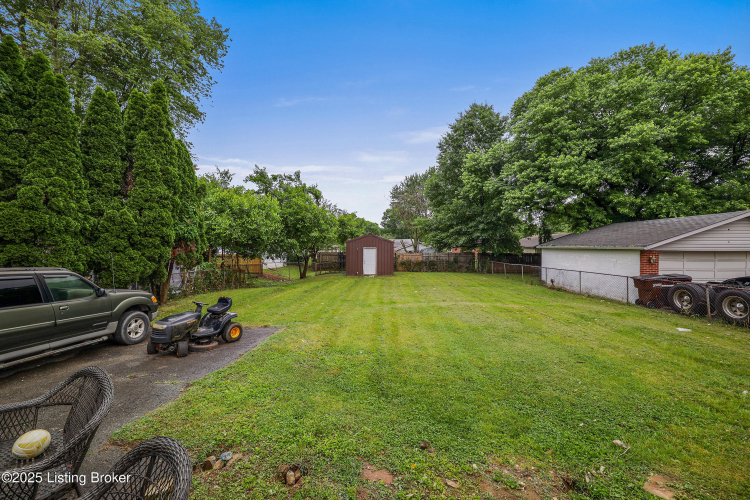 Listing Image 17