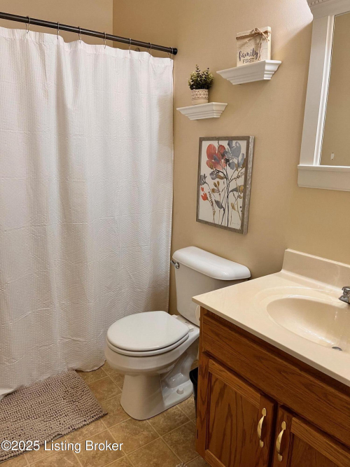 Listing Image 20