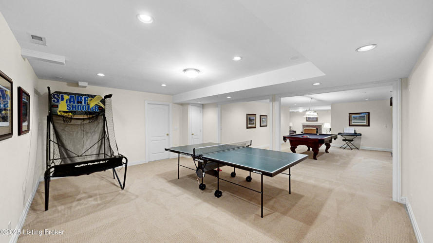 Listing Image 54