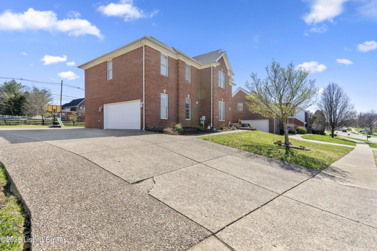 Listing Image 47