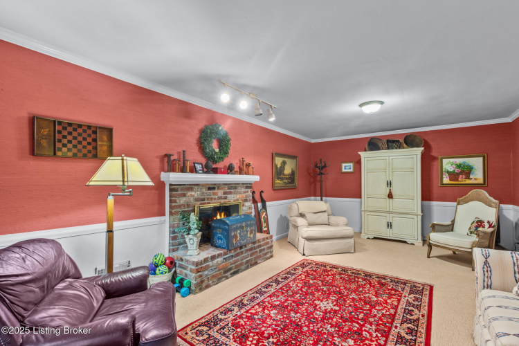 Listing Image 42