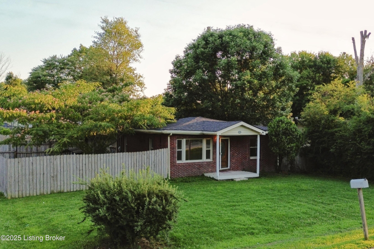 Listing Image 5