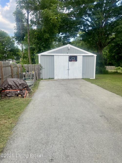 Listing Image 31