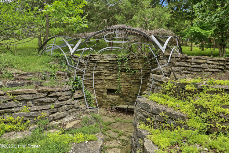 Listing Image 33