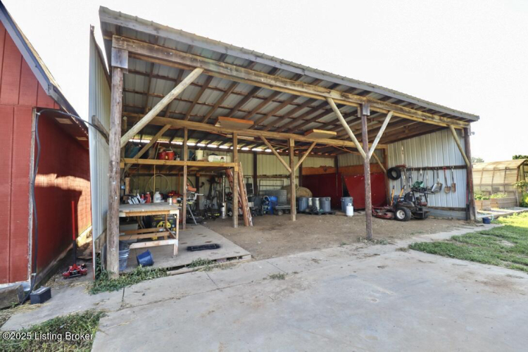 Listing Image 40