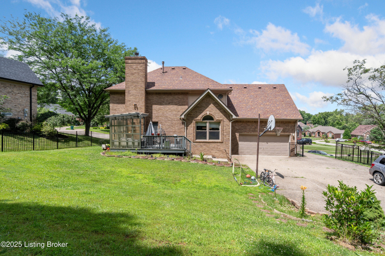 Listing Image 14