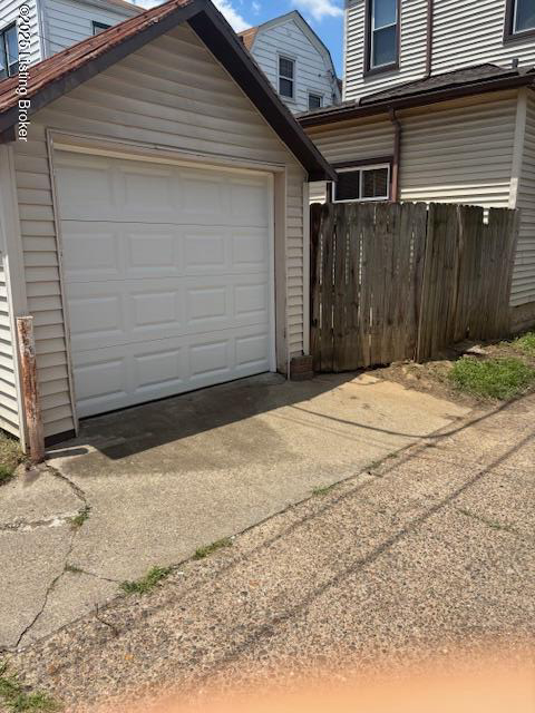 Listing Image 14
