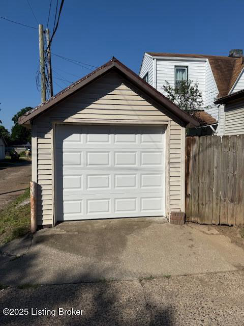 Listing Image 16