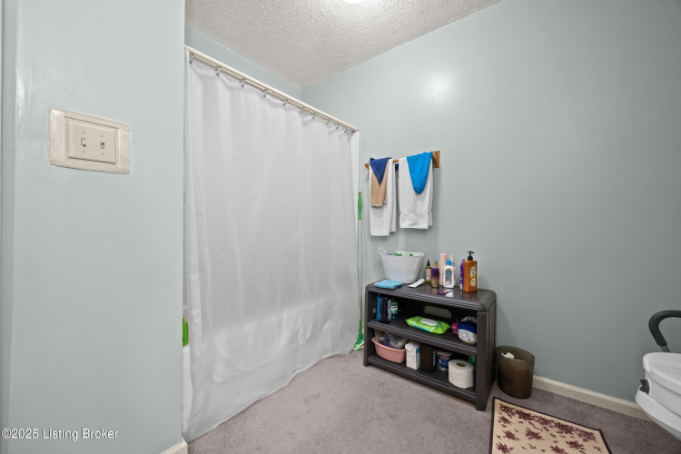 Listing Image 26