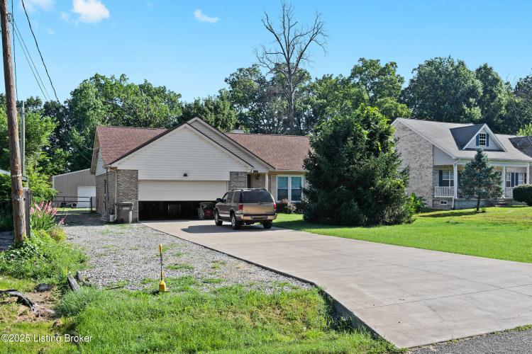 Listing Image 43
