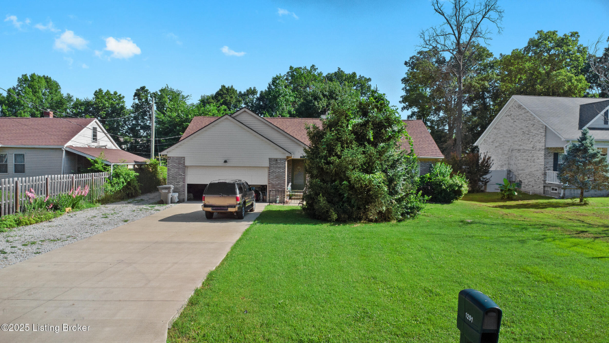 Listing Image 45