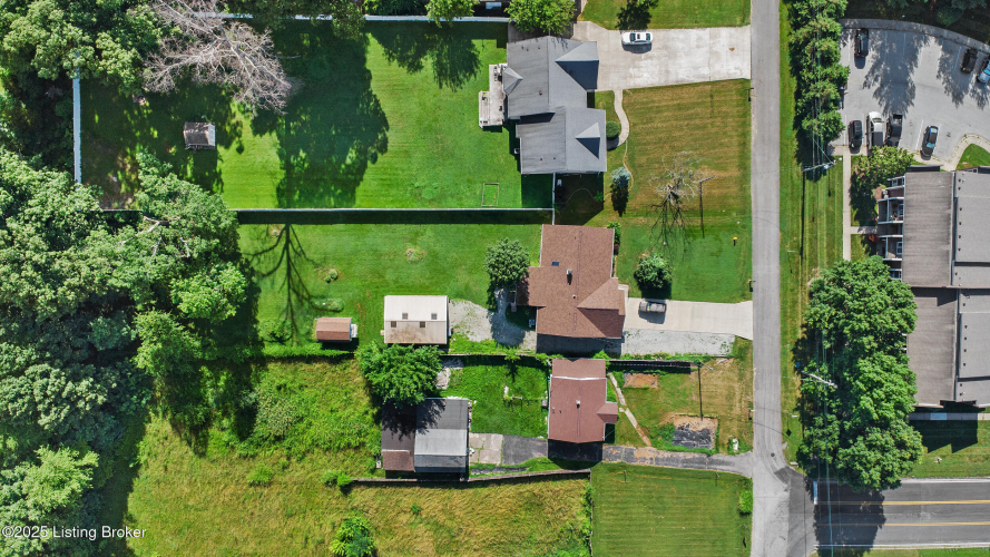 Listing Image 46