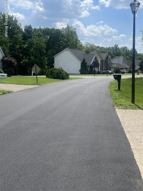 Listing Image 52