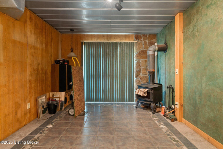 Listing Image 37