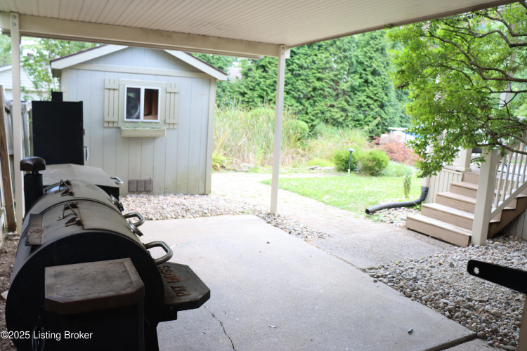 Listing Image 16
