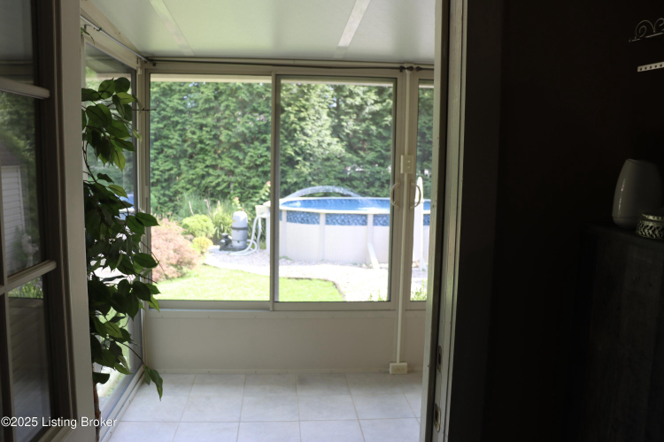 Listing Image 54