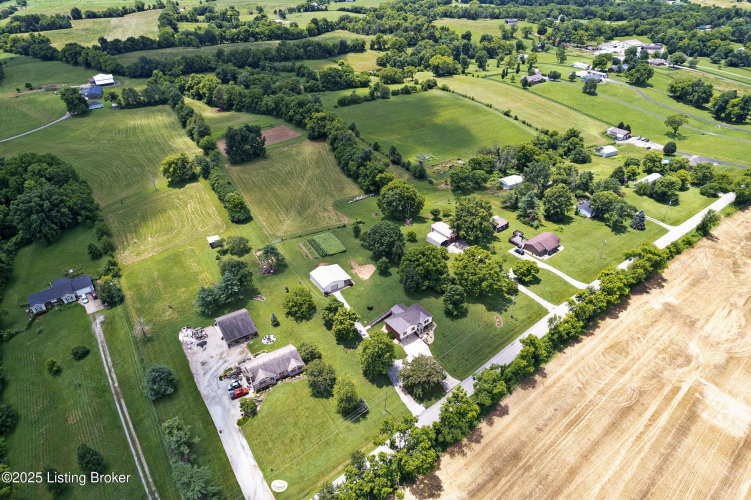Listing Image 42