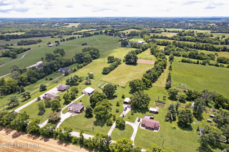 Listing Image 43