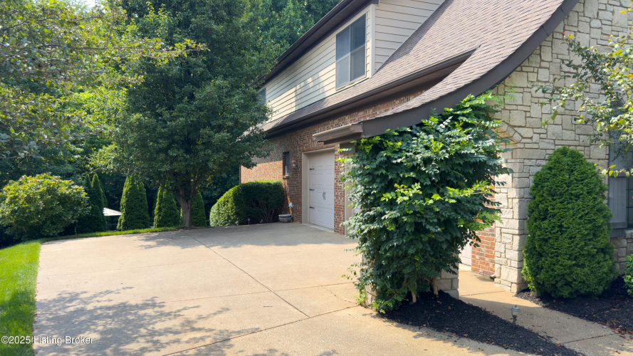 Listing Image 66