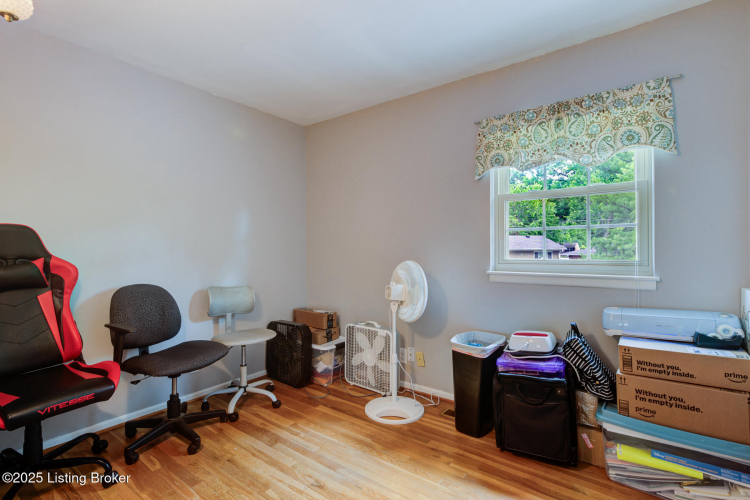 Listing Image 22