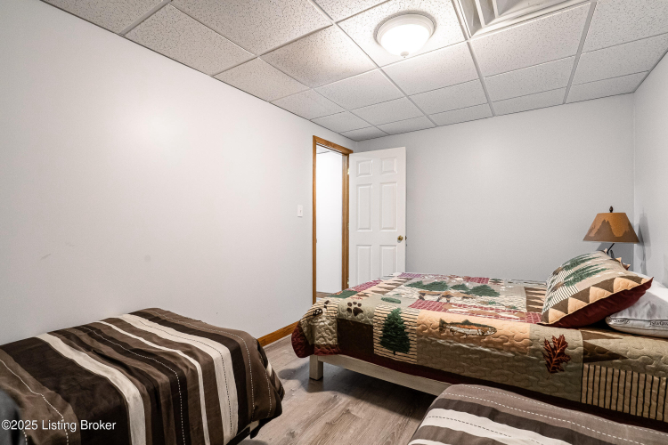 Listing Image 56