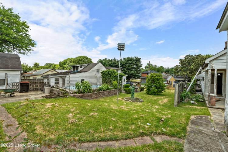 Listing Image 13