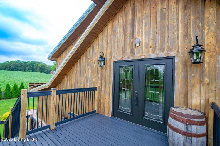 Listing Image 24