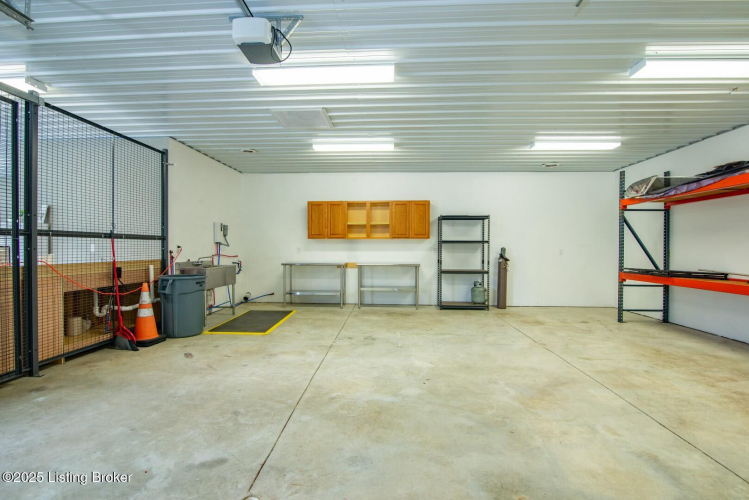 Listing Image 39