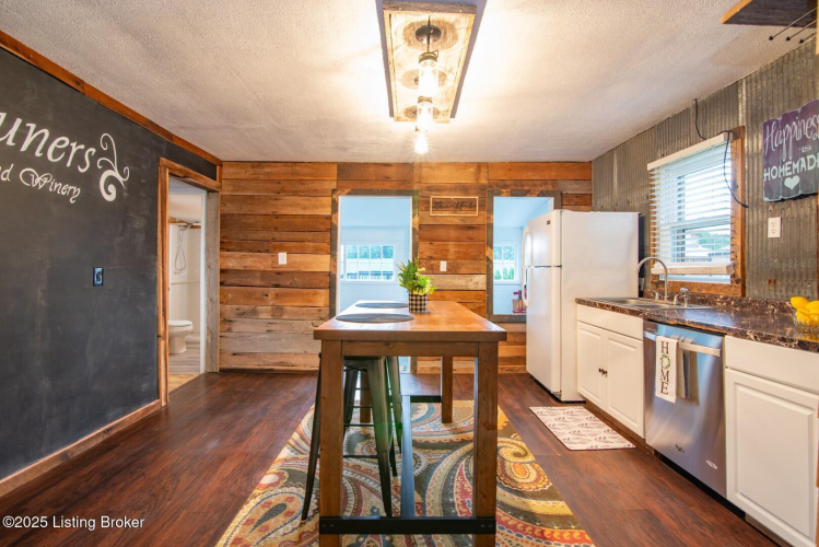 Listing Image 55