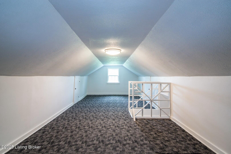 Listing Image 71