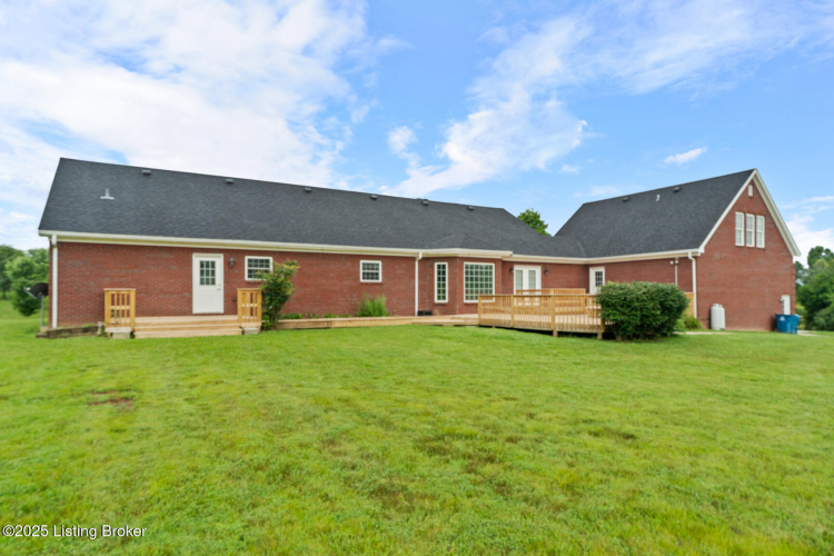 Listing Image 36