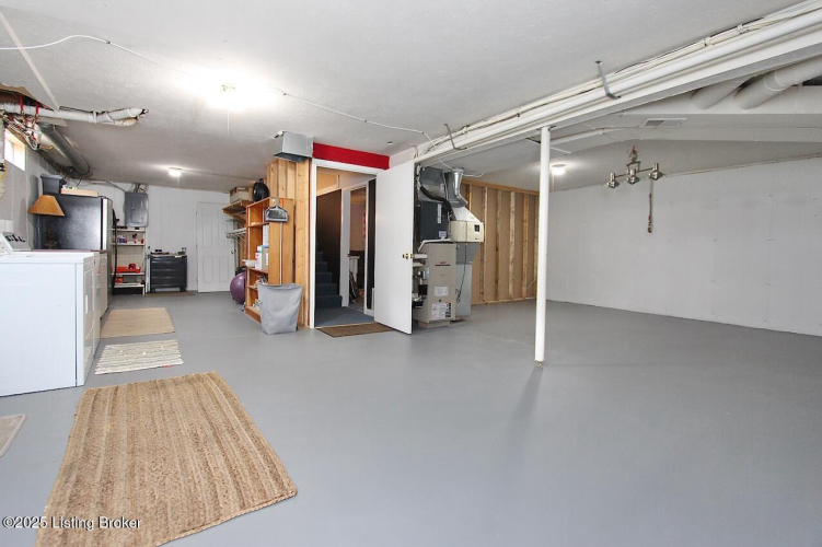 Listing Image 39
