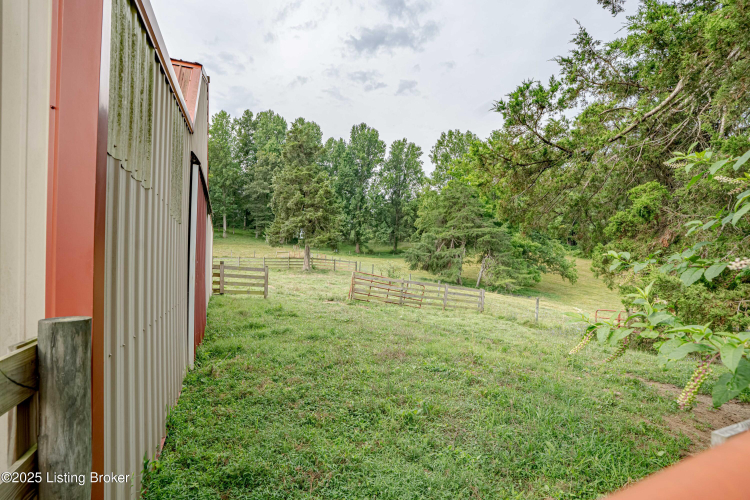 Listing Image 70