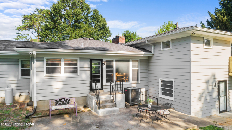 Listing Image 52