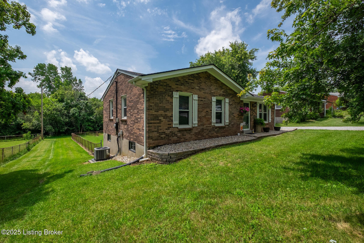 Listing Image 35