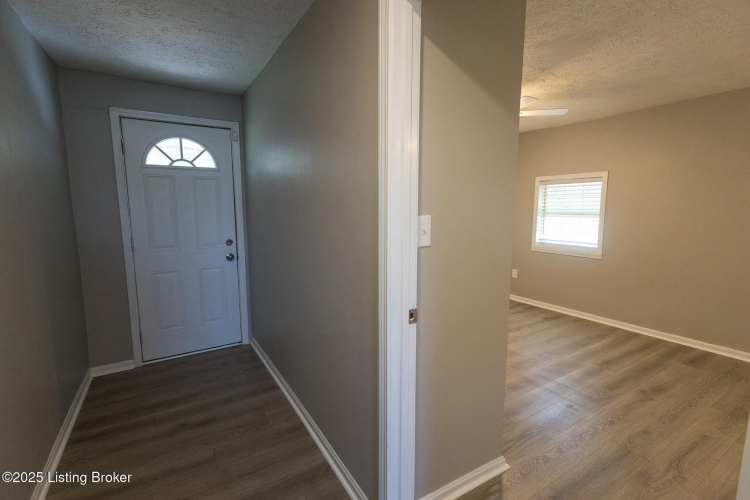 Listing Image 33