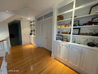 Listing Image 103